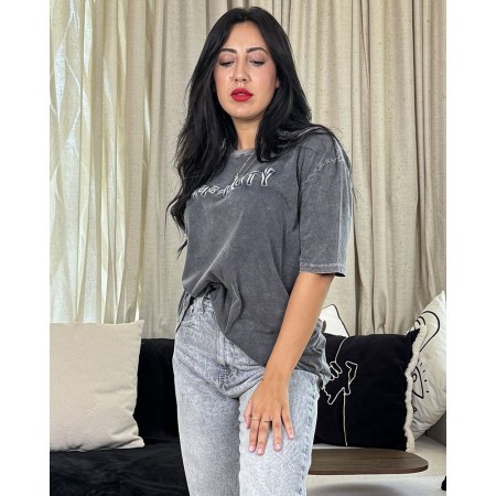 T-shirt oversize délavé à broderie