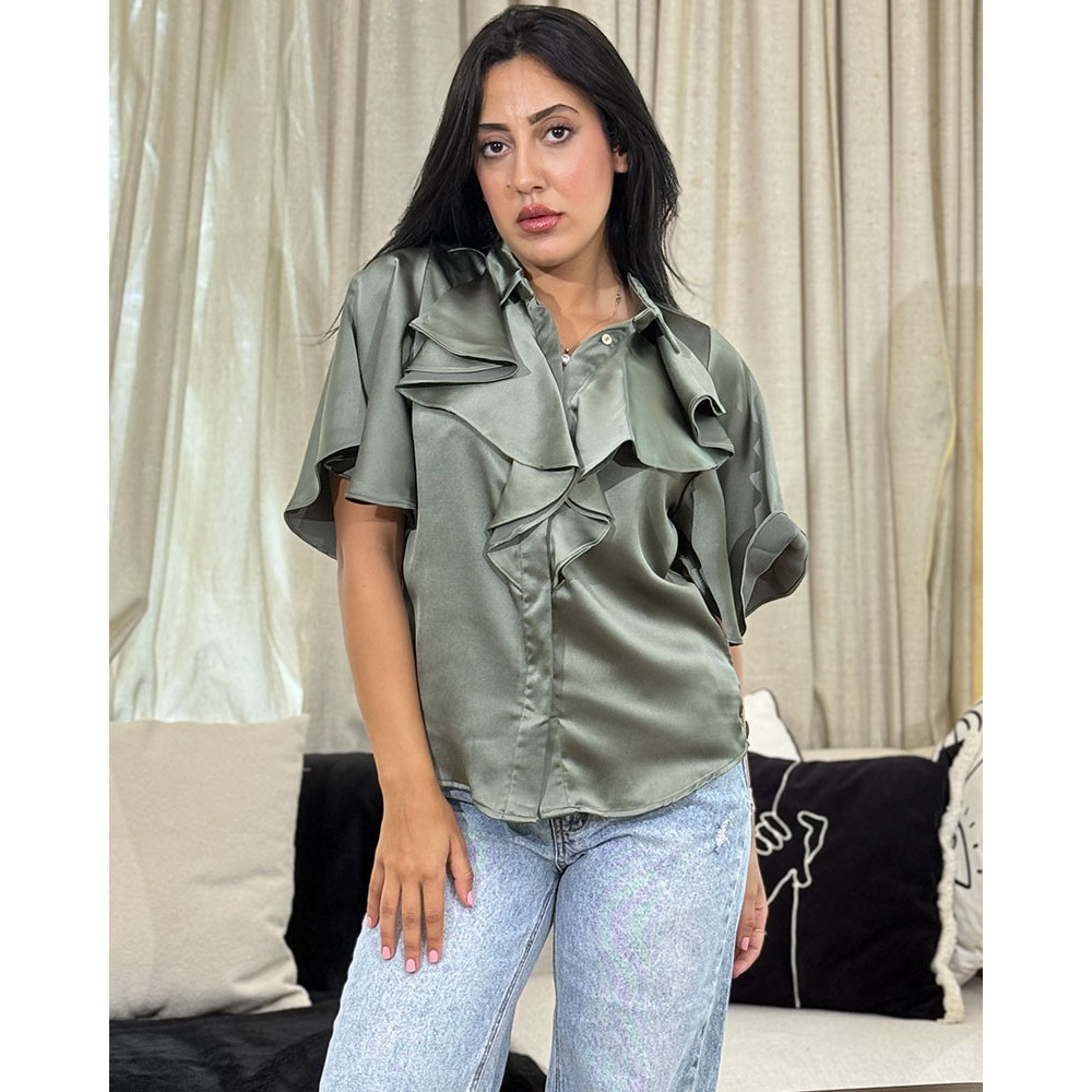 Chemise en satin à volants avec boutons Tourterelle