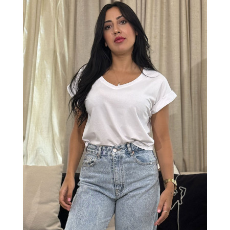 T-shirt col V manches repliées