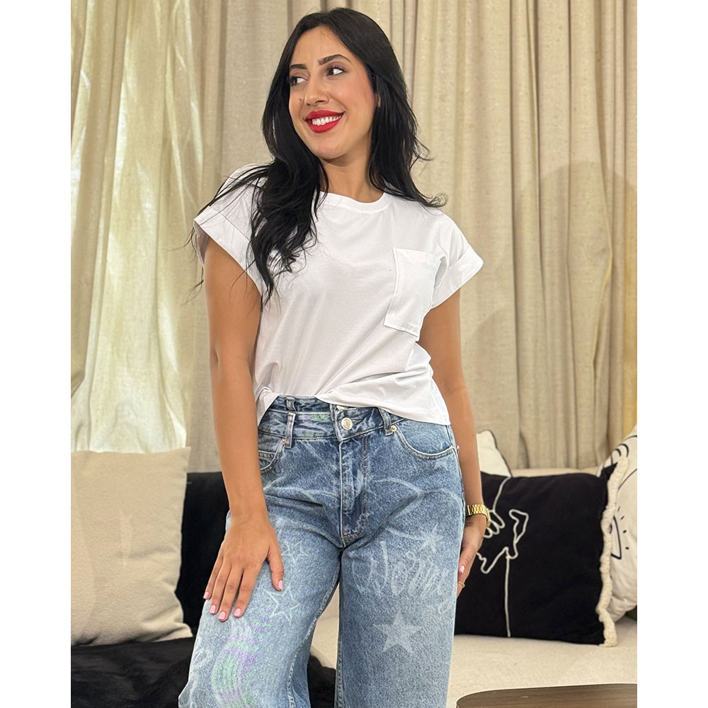 T-Shirt A Manches Repliées Et Col Rond Avec Poche Poitrine Et Aérée